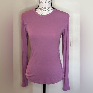 Lululemon Hold Tight Velvet Dust long sleeve. Like New used once for traveling